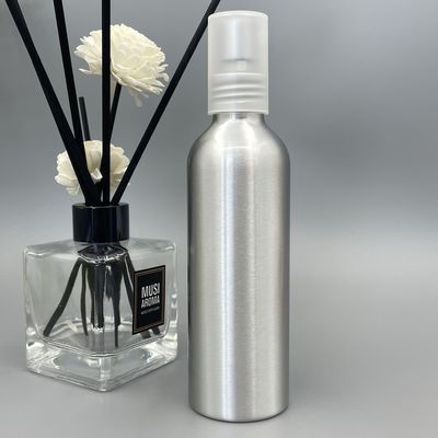 200ML एल्युमिनियम कॉस्मेटिक पैकेजिंग लोशन की बोतलें आकार 48 * 150 मिमी