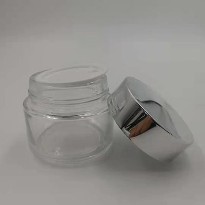 MSDS शाइनी सिल्वर कैप व्हाइट लिड मास्क मड के साथ 100g ग्लास क्रीम जार साफ़ करें